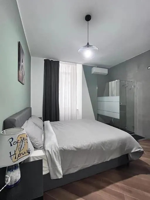Poetry House #Napoetryhouse Apartment Naples